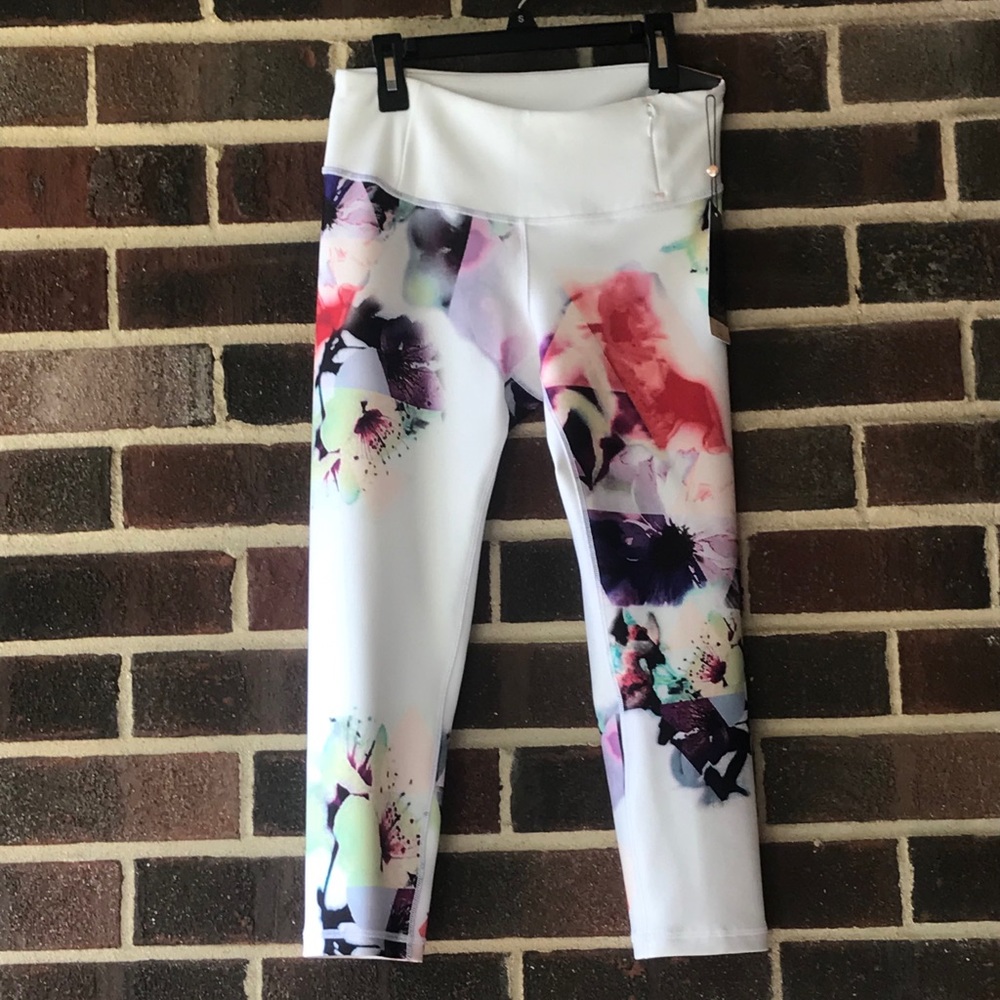 Calia Women’s Athletic Capris